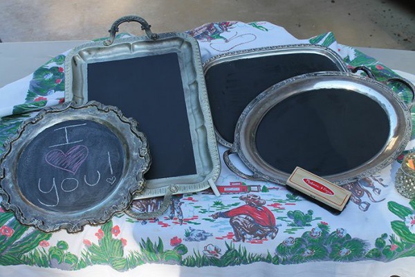 cool-craft-ideas-diy-cardmaking-ideas-old-kitchen-stuff-blackboard-from-silver-tray-1