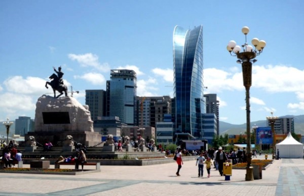 146528132957566b3168095