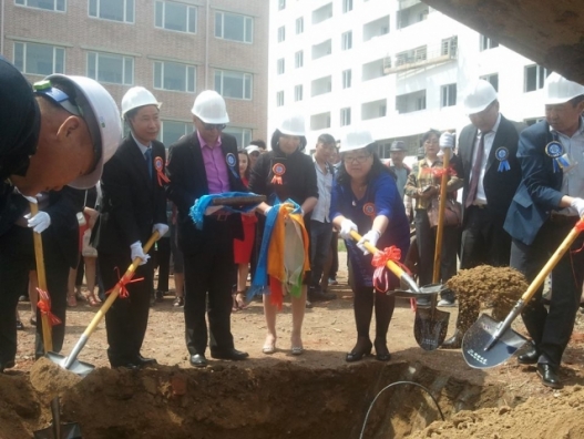 527-146606201113413626_607966042696460_7259816688885696471_n