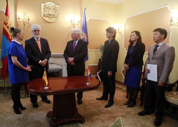 p1al96sg9dvlm2q1qum9p84jr5