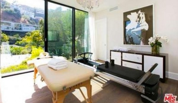 0630-new-house-25672689260201607020232