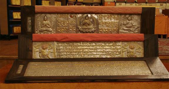 13706178_1202072933165663_715881524_n_700