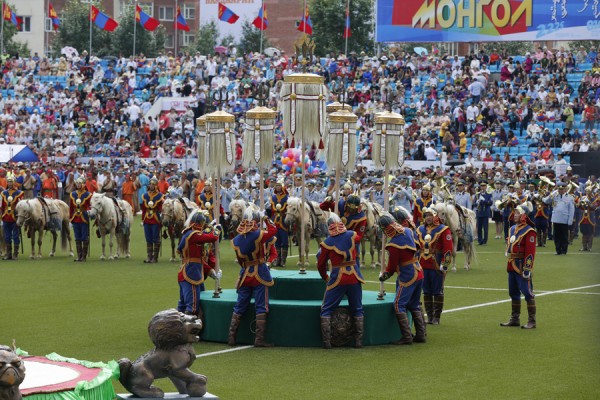 p1and227bf1da31hm870o1mog1njl1