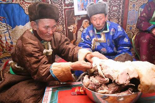 Монгол хүний бие махбодийн онцлогт тохирсон хооллох зарчим