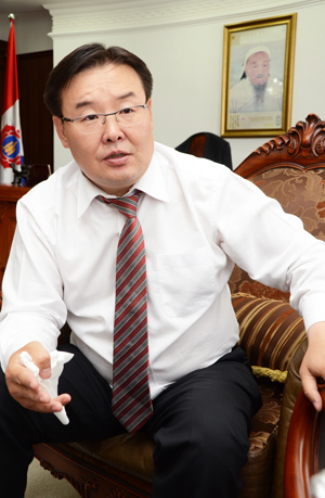 95963e9f-82fa-4373-a9b7-887062a3a25c