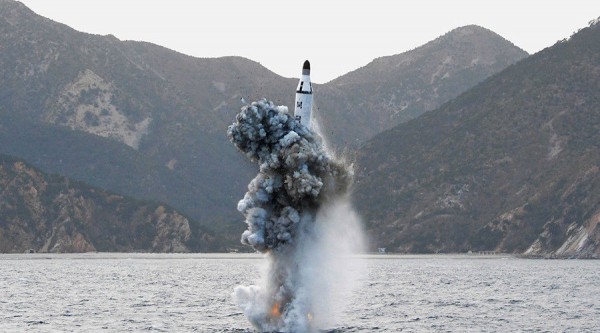 a03a52_north_korean_missile_x974