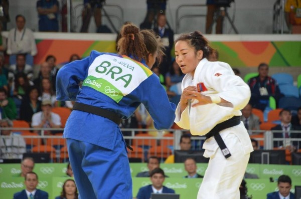 \"fcb13c_13975508_1072165016211586_5602745939221608399_o_x974\"