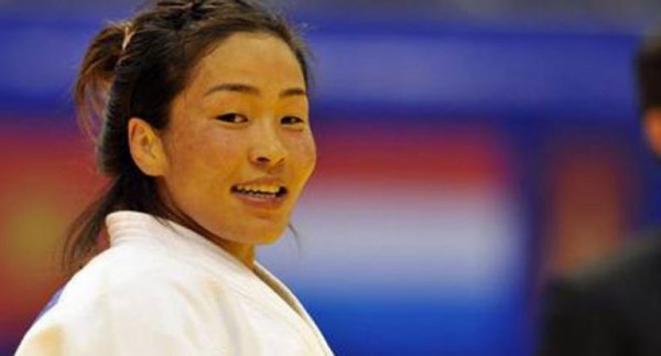 olloo_mn_1436230952_awarga-768x413