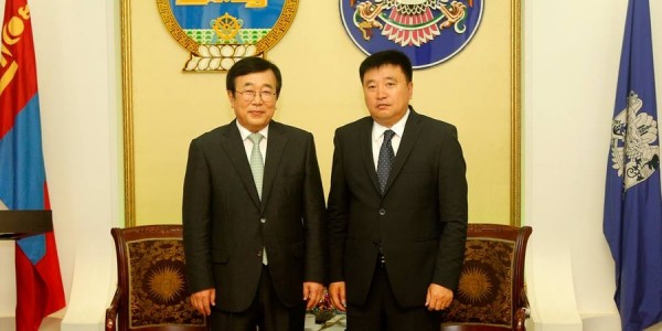 \"p1ap77vokg1n99v2p9qmkor1v1d6\"