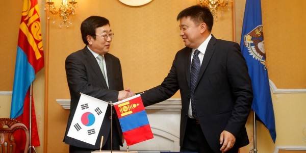 \"p1ap77vokgifde6kil39r41j5v5\"