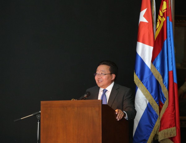 0fdf2c_cc4o3000_x974