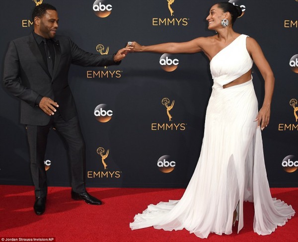 388b903400000578-3795640-image-m-9_1474249635713