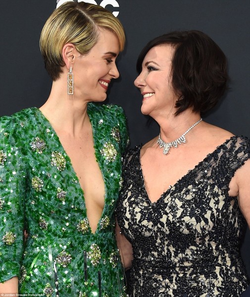 388bb8f800000578-3795640-image-m-458_1474247958791