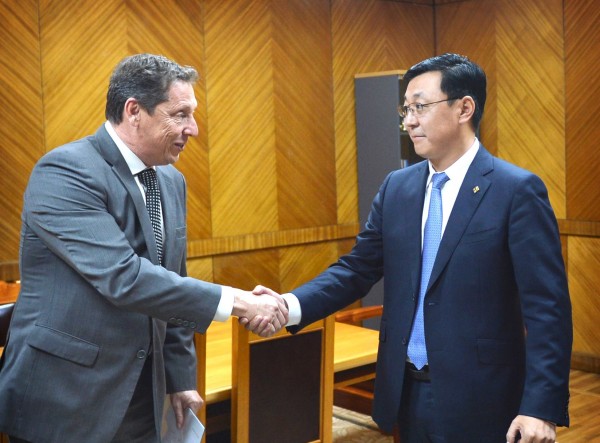 6ebae10943c1c7edeb32a129b50decf6