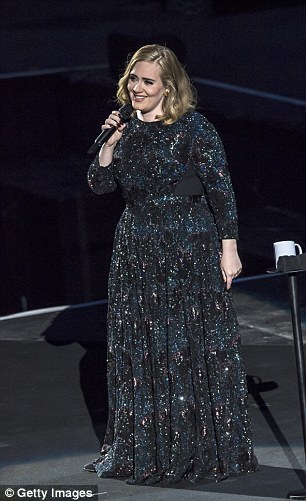 34bc933c00000578-3798687-image-m-17_1474560665059