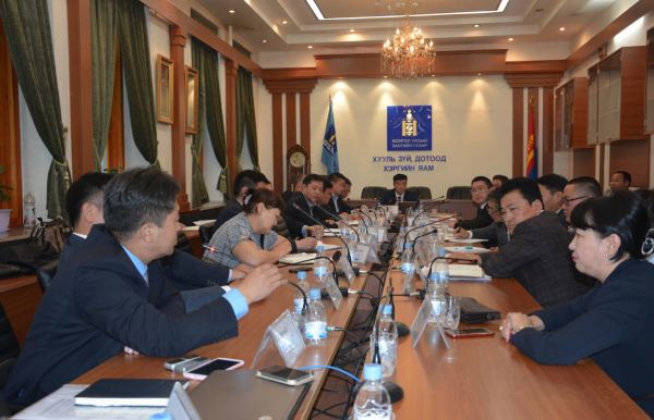 381e36a67335d707ad60f9eb4fdd64dd