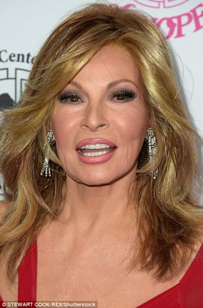 393bb7ba00000578-3829876-raquel_welch_stunned_at_the_carousel_of_hope_ball-a-46_1476085157892