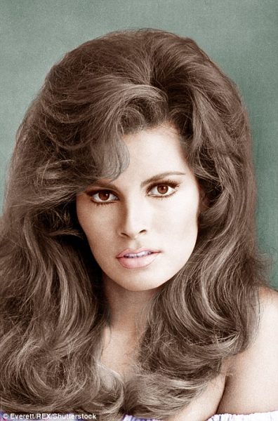 393eff1600000578-3829876-raquel_welch_in_1968-a-51_1476085158163