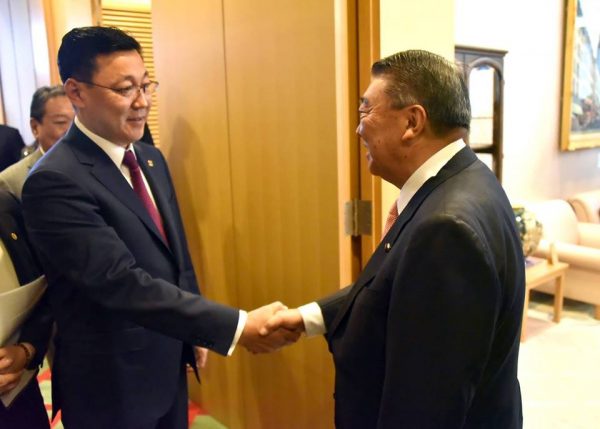 48674d9f82204fec22e813876462ba12