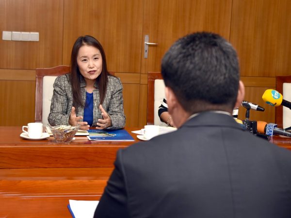 51f41880ee634f0d56b10aff933d67a1