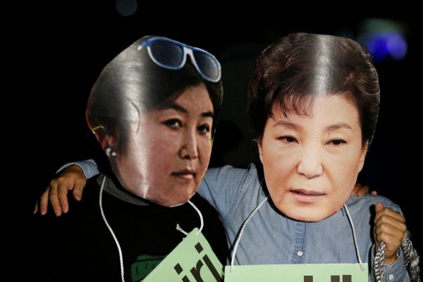 7ab6ca_choi-soon-sil-park-geun-hye_x974