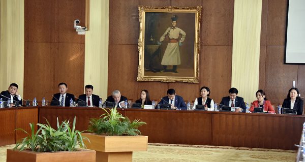 heleltsuuleg-niigem2