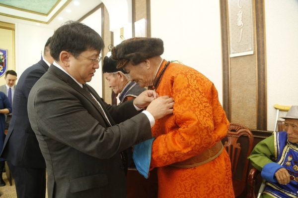 p1b08n6385uv7dm0pfd16cbohd3