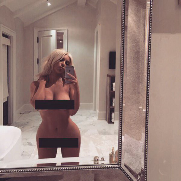 rs_600x600-160307043620-600-kim-kardashian-naked-full-frontal-selfie-when-you-have-nothing-to-wear-3716