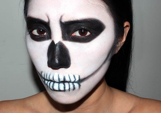 skeleton-halloween-makeup-look-today-151028_086b5a19373fb14a15c87b85229043fc-today-inline-large