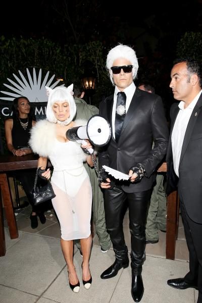wenn_halloween_costume_fergie_joshduhamel_101716_1200x1800-400x600