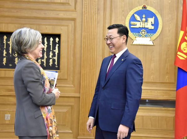 0efac359220f46eb67135a7440bab118