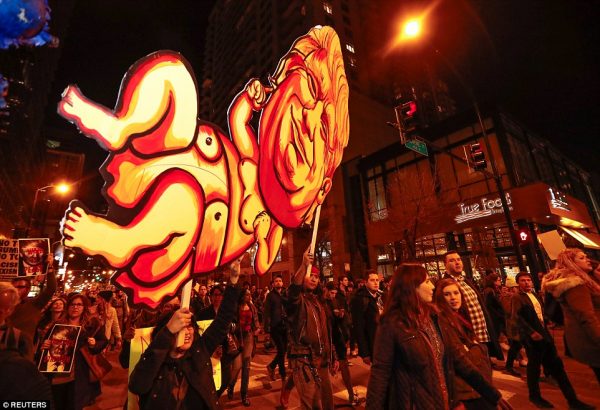 3a378ab800000578-3922098-image-a-3_1478743818805