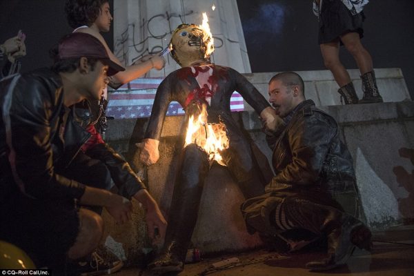 3a37dc5600000578-3922098-image-a-47_1478748434150