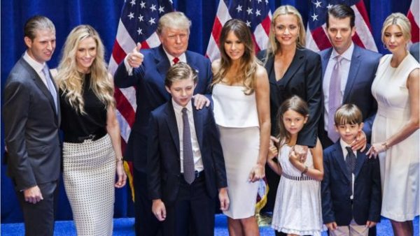 _87741660_trumpfamily