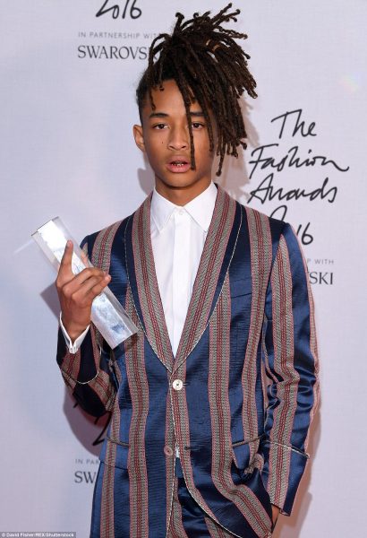 3b13bd7b00000578-4002650-image-m-121_1480985442180