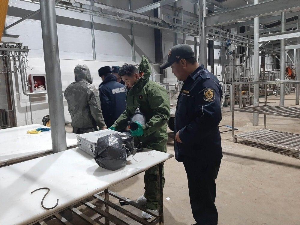 Махны ?йлдвэрийн 41 ажилтан х?рг??рийн ферон алдагдсаны улмаас хордсон ...